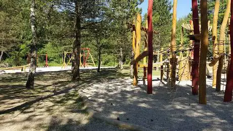Photo de Centre De Recreation Belvaux - Gealgeberg park