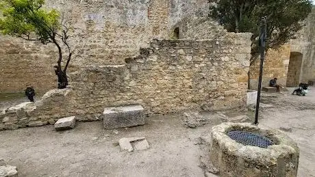 Photo de Archaeological museum of Sao Jorge Castle