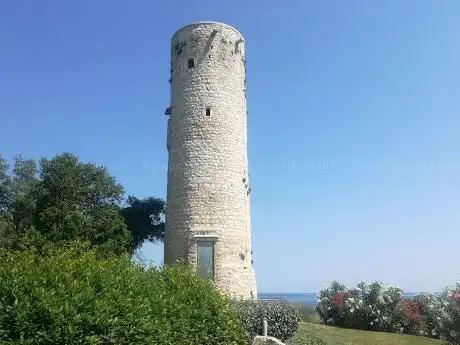 Photo de St. Nicholas Light Tower