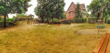 Photo de Spielplatz Meisterstraße