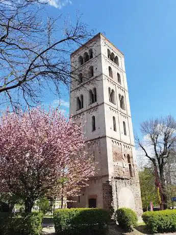 Photo de Torre di Santo Stefano