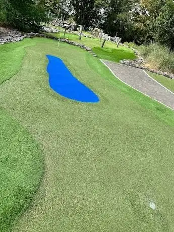 Photo de Adventure Golf