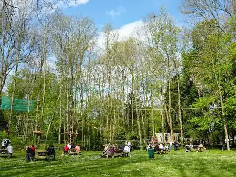 Photo de Accroland Troyes - Accrobranche et parcours aventure