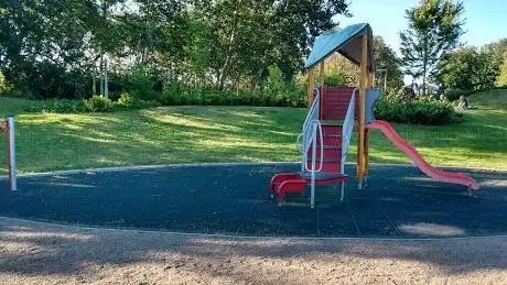 Photo de Lekplatsen i folkparken
