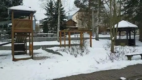 Photo de Spielplatz 