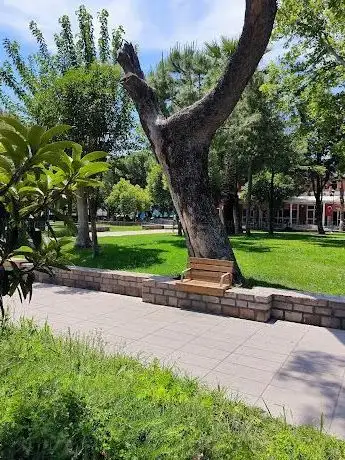 Photo de Şht. NEC has Senturk Park