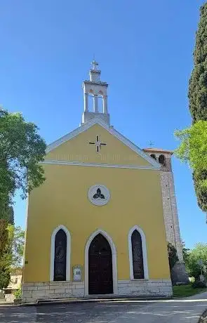 Photo de Church of Our Lady of Mercy