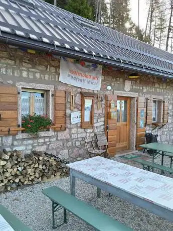 Photo de Rifugio Cava Buscada
