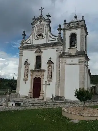Photo de Parish Church of Monsanto / Church of the Holy Spirit