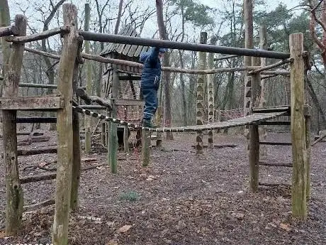 Photo de Waldspielplatz