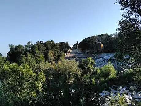 Photo de Acceso a la Sabina de Villamayor