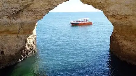Photo de Algarve Cave Tours | Vilamoura Boat Trip | Benagil Cave Tours