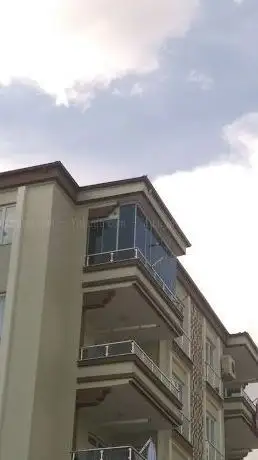 Photo de Gürsel ama avm olur gibi