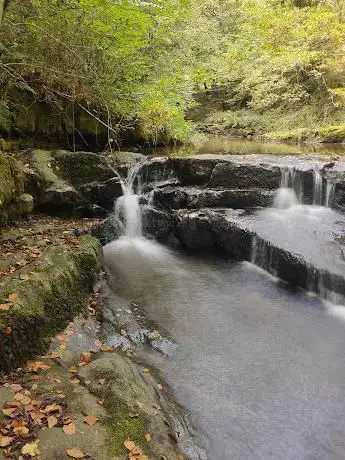 Photo de Cascadas del Rio Viaña
