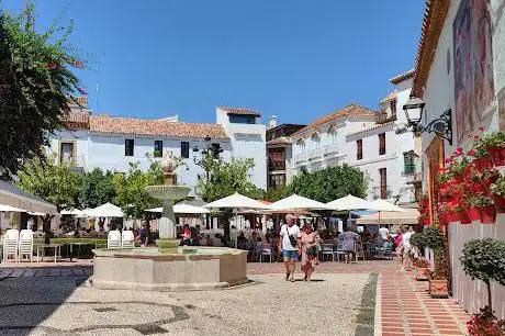 Photo de Plaza de los Naranjos