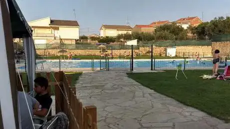 Photo de Piscina municipal Conchita Regojo