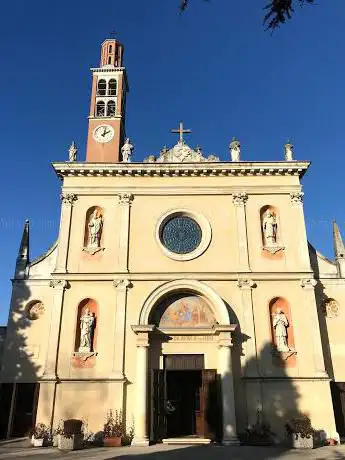 Photo de Church of St. Nicholas