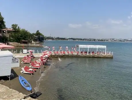 Photo de Nar Beach 1