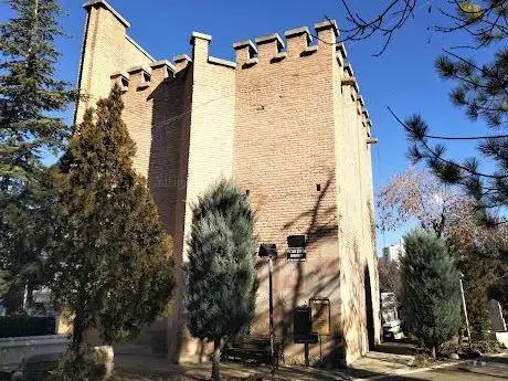 Photo de Gömeç Hatun türbesi (Kız Kulesi)