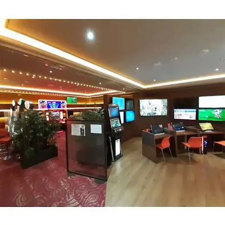 Photo de Luckia Slots Apuestas Odeon