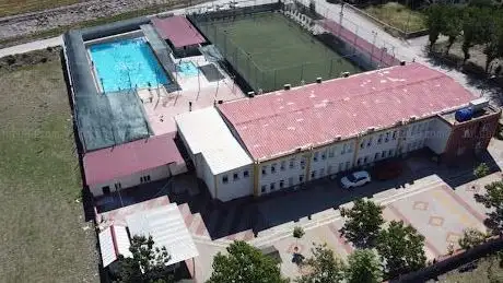 Photo de Düziçi Özdem Yüzme Havuzu