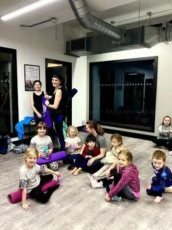 Photo de Hot Yoga Belfast