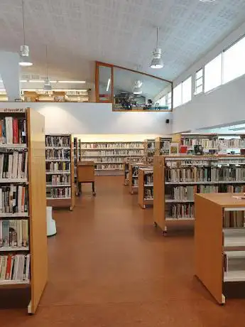Photo de Biblioteca Central de Terrassa