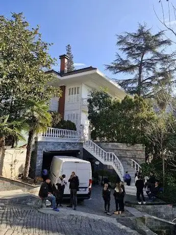 Photo de Ahmet muhtar Beyaz köşk