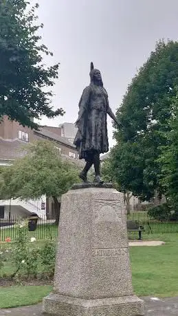 Photo de Statue of Princess Pocahontas