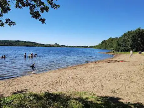 Photo de Brackley Lake Car Park