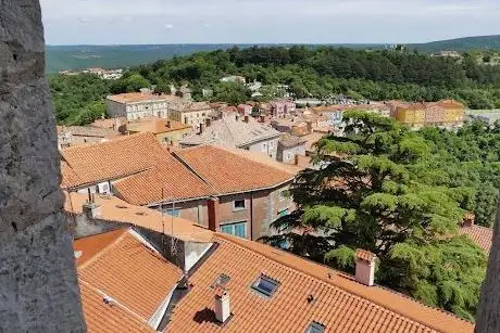 Photo de Campanile di San Giusto