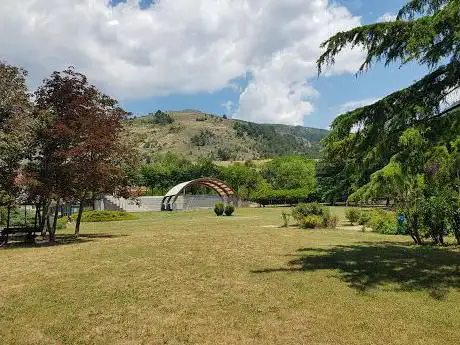 Photo de Parco Della Quercia Rossa