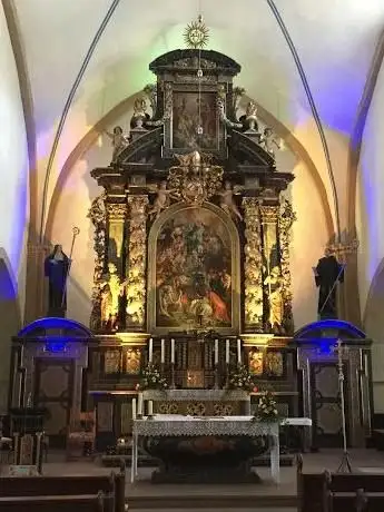 Photo de Pfarrkirche St. Johannes Baptist und LAETARE - Geistliches Zentrum im PV-Corvey