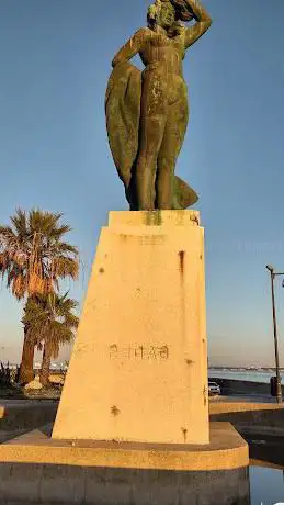 Photo de Estatua de la Diosa Gades