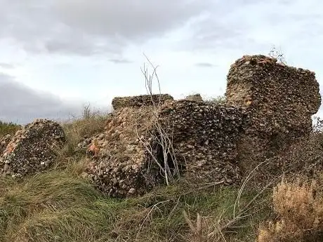 Photo de Castillo de Naharros del RÃÂo