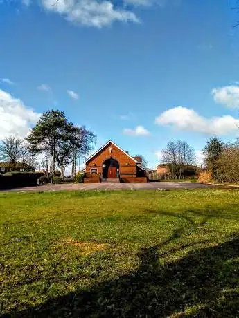 Photo de St Bernadette's Roman Catholic Church