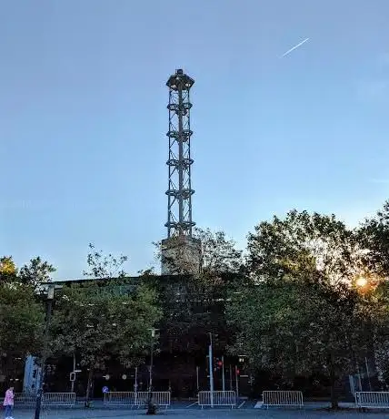 Photo de Stadtwerketurm Duisburg