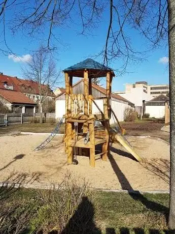 Photo de Spielplatz am Kindergarten
