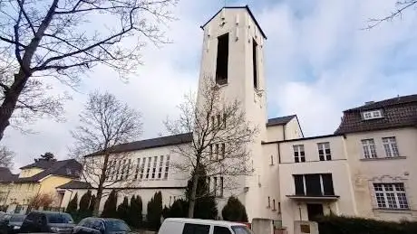 Photo de Evangelisch-Freikirchliche Gemeinde Berlin-Wannsee