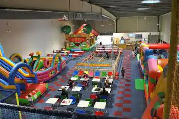 Photo de L'Ile aux Jeux les Sables