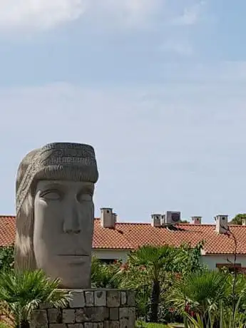 Photo de Estàtua romana de Roda de Berà