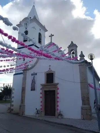 Photo de Igreja Paroquial de Liteiros