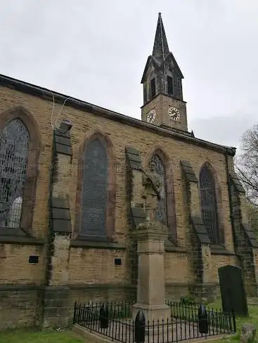 Photo de Holy Trinity Thorpe Hesley