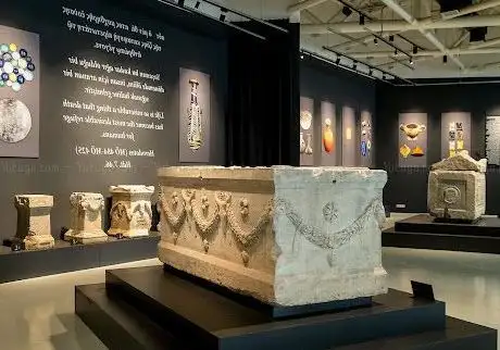 Photo de Antalya Necropol Museum
