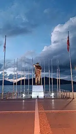 Photo de Atatürk Heykeli