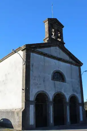 Photo de Igrexa de San Salvador de Serantes