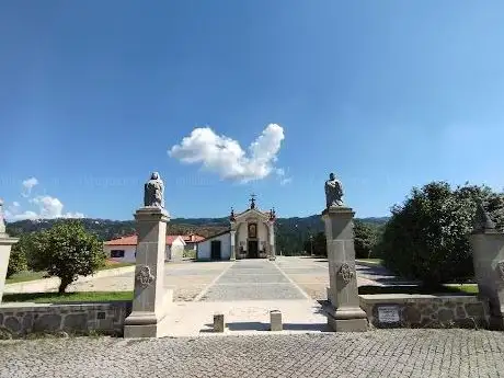 Photo de Igreja de Vilarinho