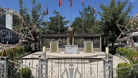 Photo de Şht. Melayip Erdoğan Parkı