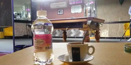 Photo de Lucky Pool & Coffe Shop