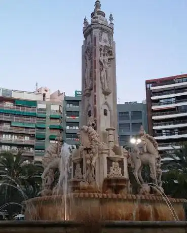 Photo de Font of East
